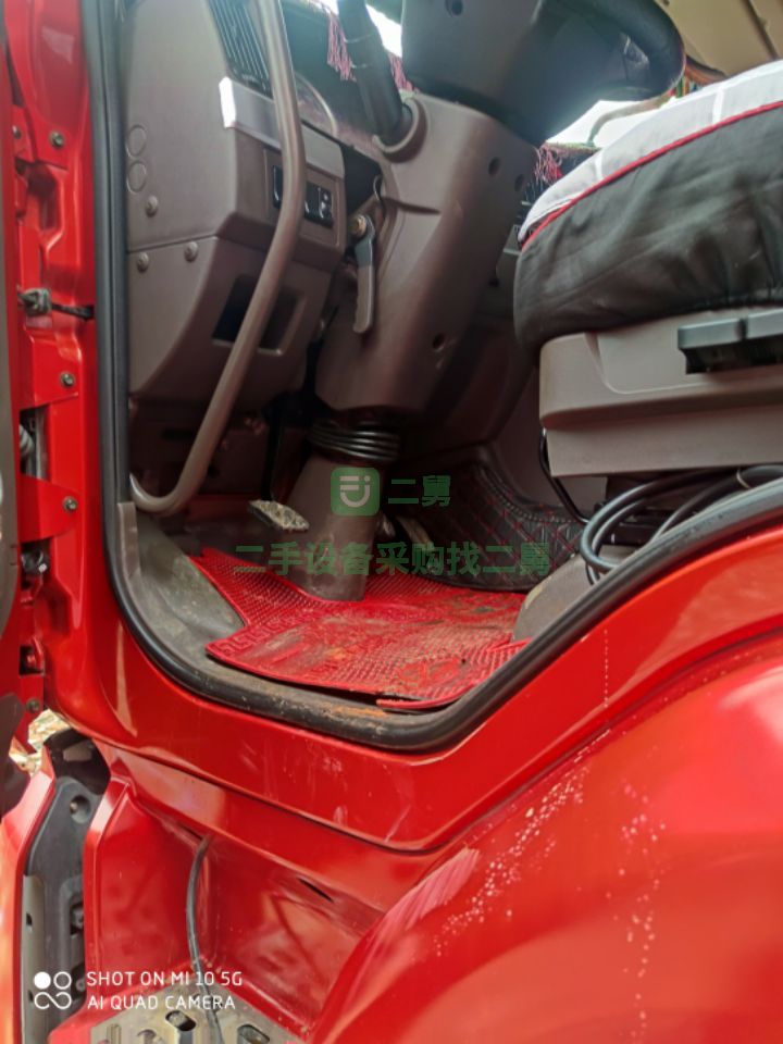 出售240馬力，乘龍H5單橋載貨車，6.8米倉欄