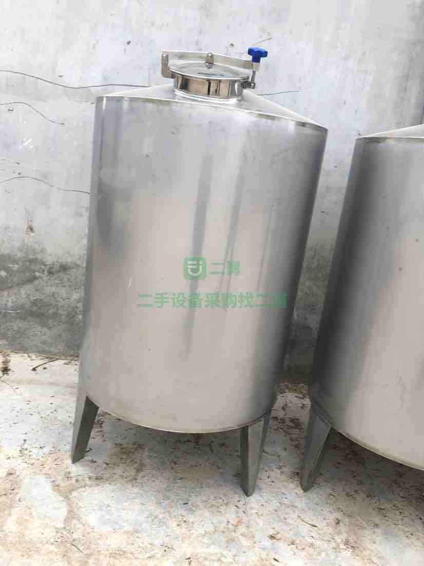 山東出售二手50噸不銹鋼儲罐