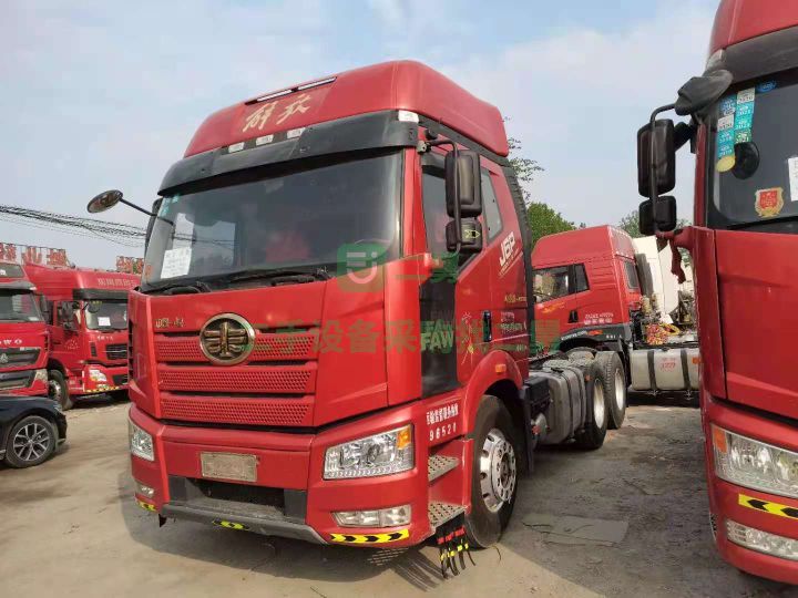 出售19年解放J6P/500馬力牽引車，錫柴發動機