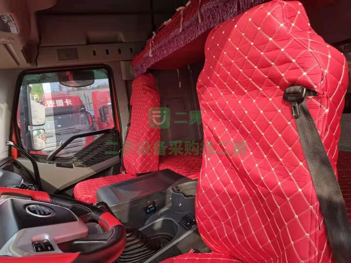 出售19年解放J6P/500馬力牽引車，錫柴發動機