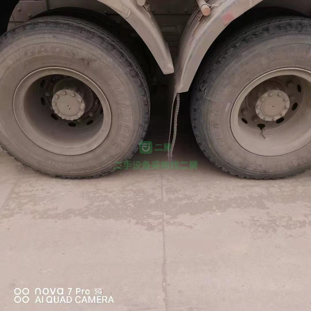 出售一臺20年1月徐工漢風(fēng)輕量化大12方攪拌車，濰柴發(fā)動(dòng)機(jī)