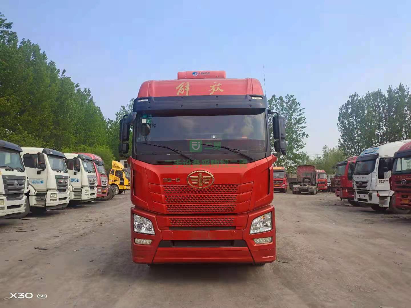 出售一臺剛到一掛18年解放jH6.500馬力牽引車，濰柴發動機