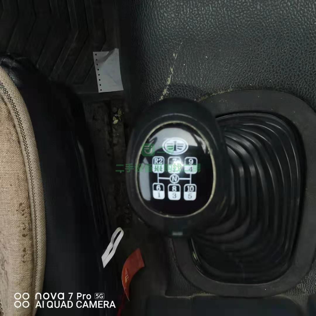 出售一臺2020年5月輕量化黃金尺寸6.8米自卸車，錫柴發動機