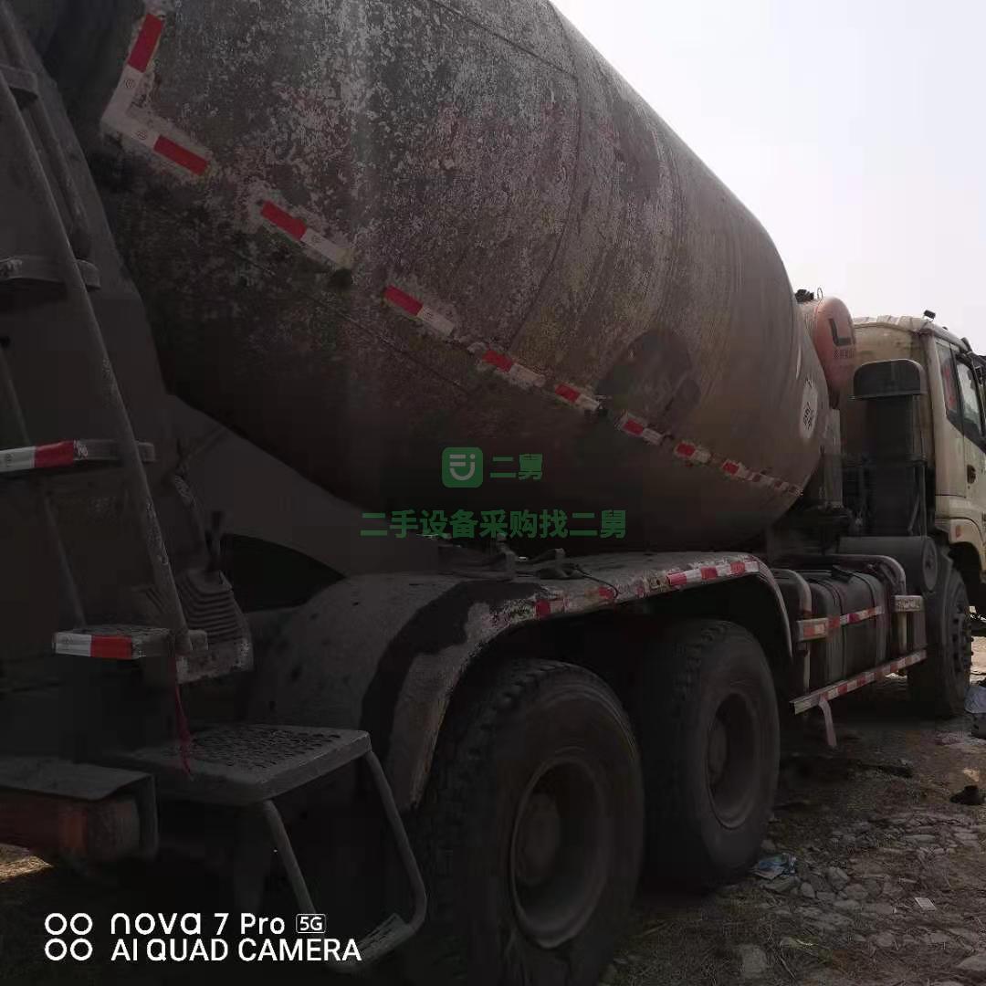 出售一臺16年國四歐曼大12方攪拌車 濰柴發(fā)動機