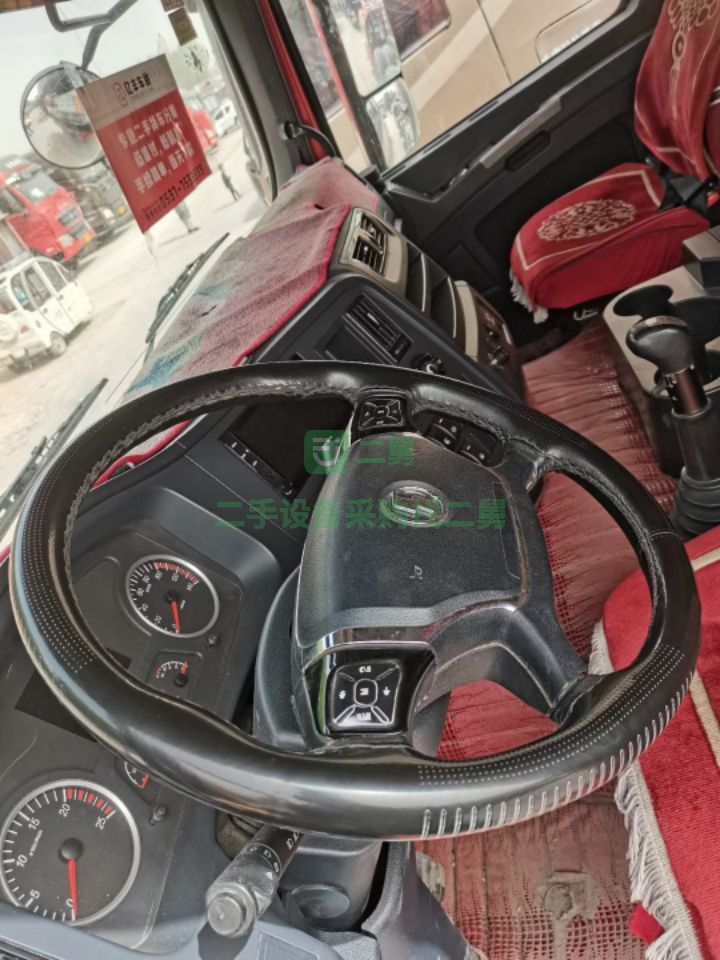 出售18年4月德龍X3000牽引車550馬力，濰柴發動機