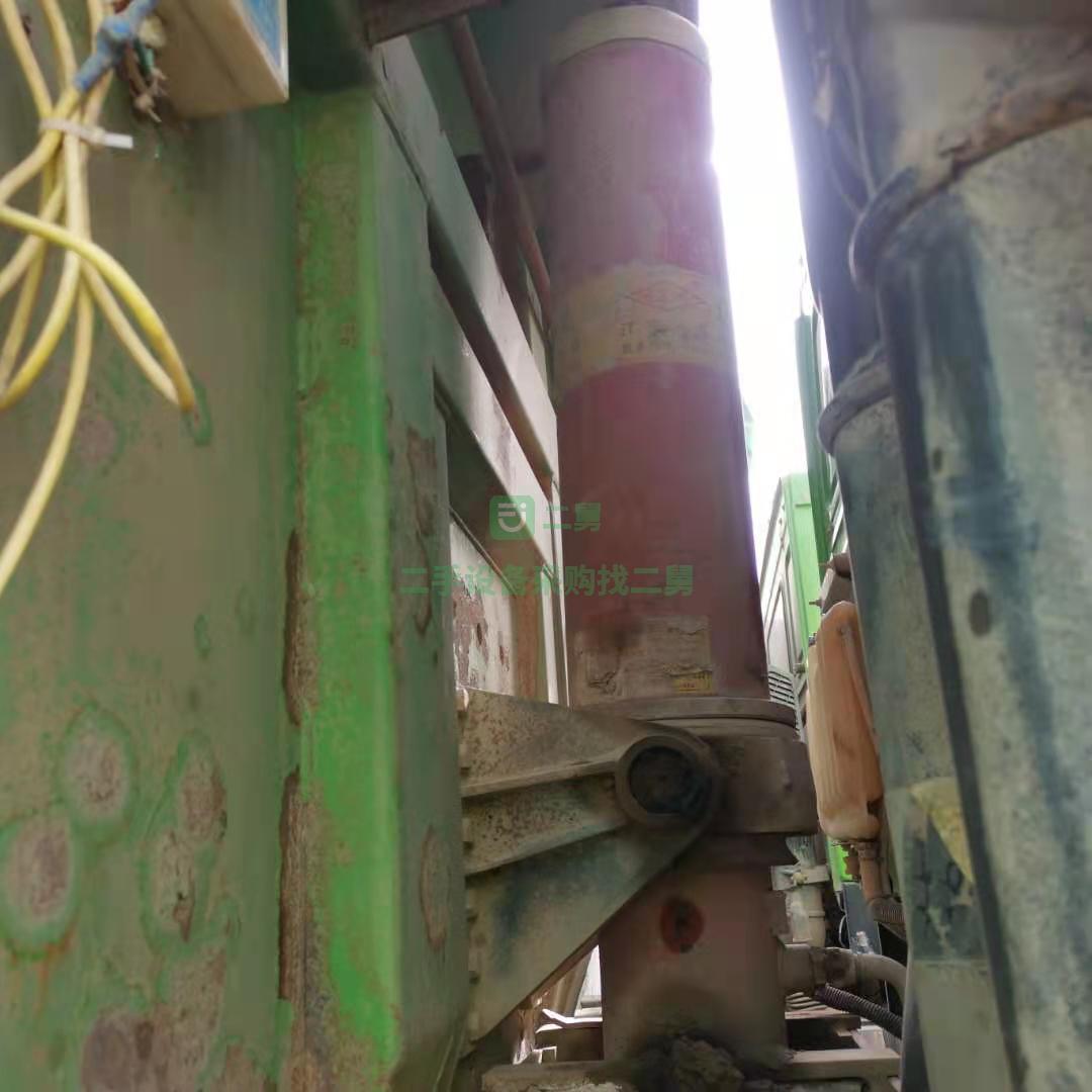 出售一臺17年---19年豪沃國五自卸車，重汽發動機