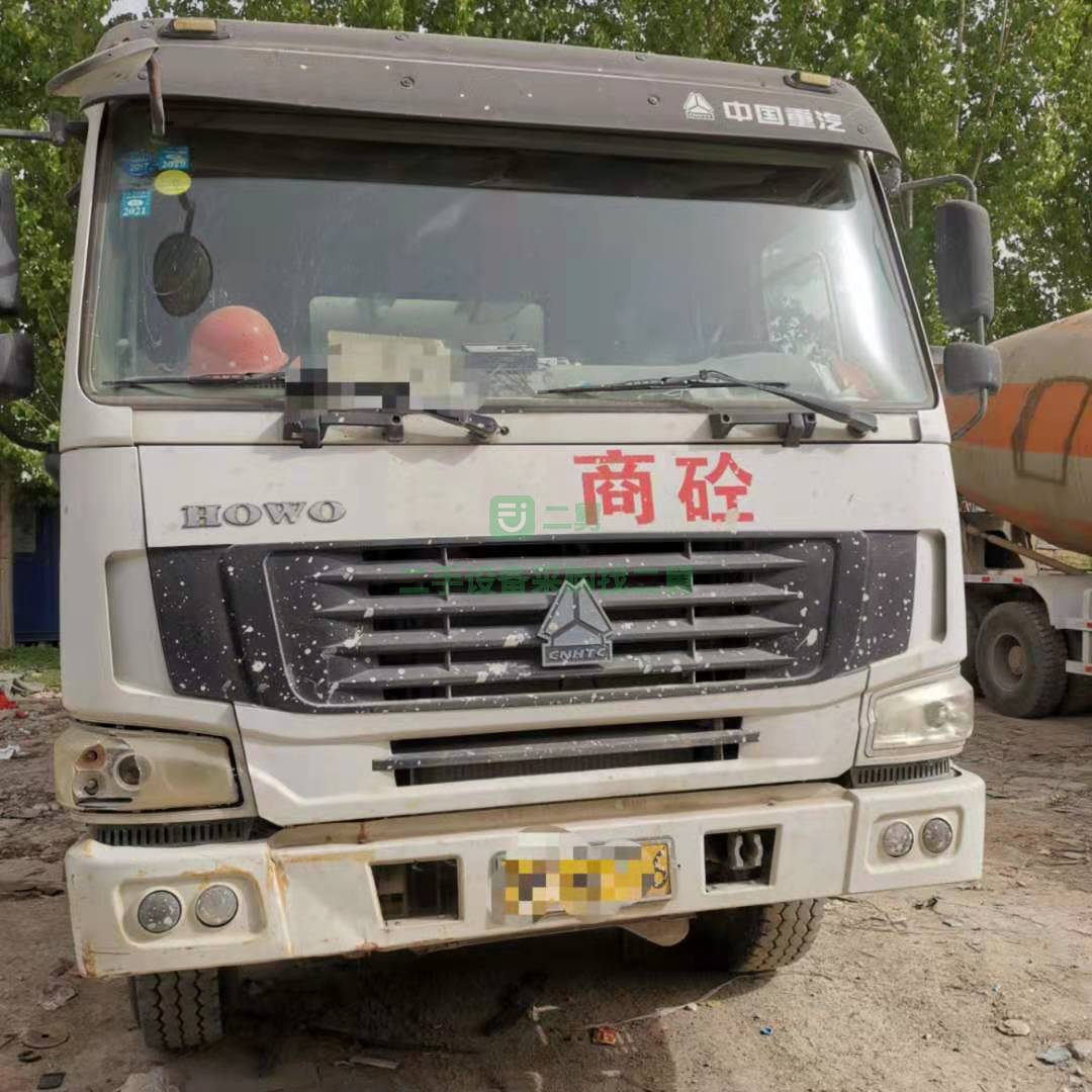 出售一臺13年豪沃攪拌車，大十二方，宇通上莊