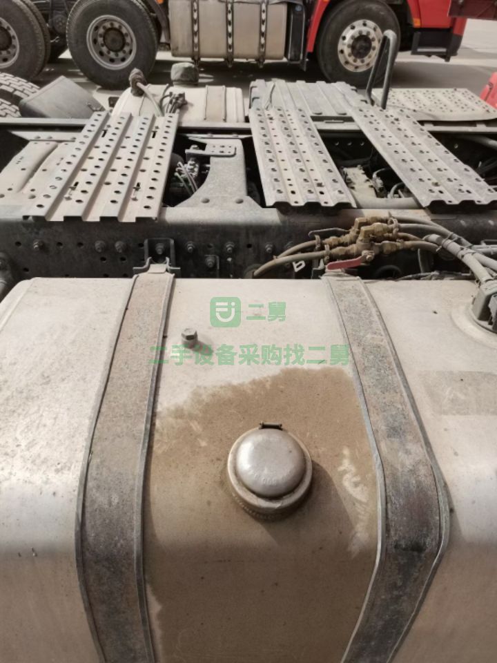 出售18年4月德龍X3000牽引車550馬力，濰柴發動機