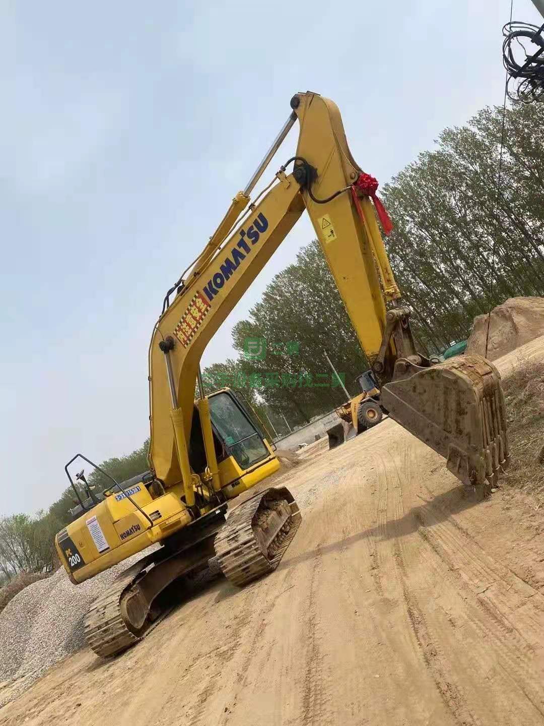 出售小松200mo挖掘機，正車原版，大件滴油無漏，動力十足