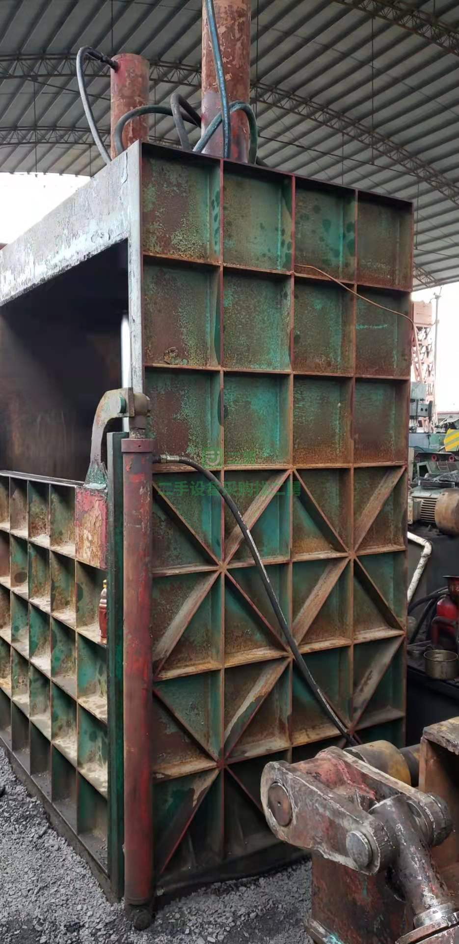 250T立式打包機料箱1700×1100出售65000