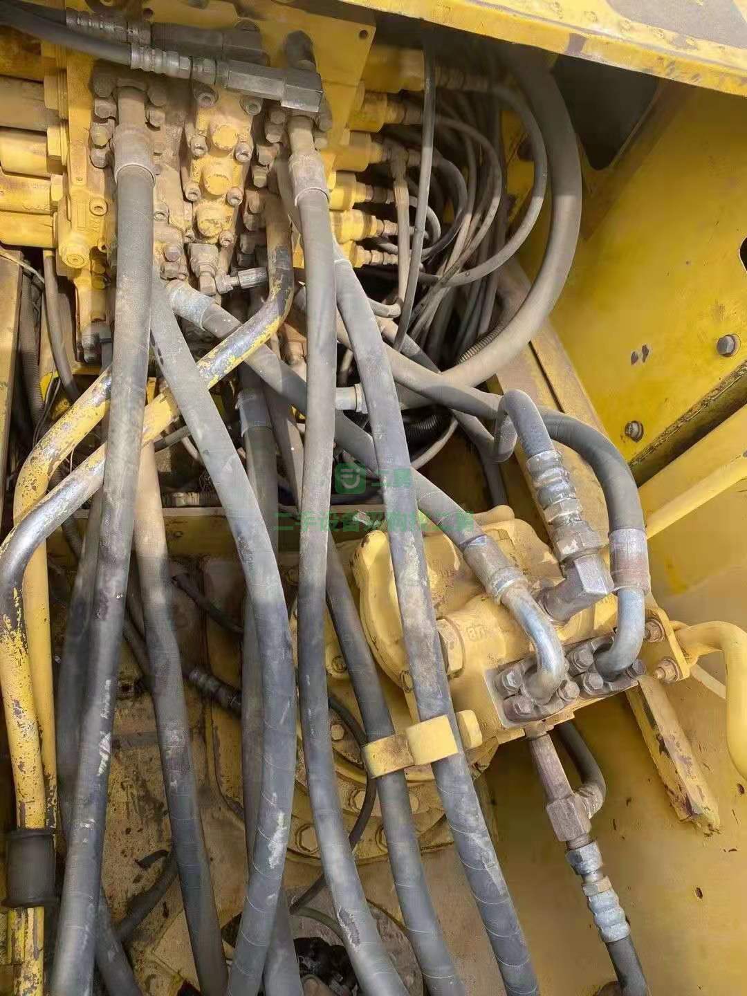 出售小松200mo挖掘機，正車原版，大件滴油無漏，動力十足