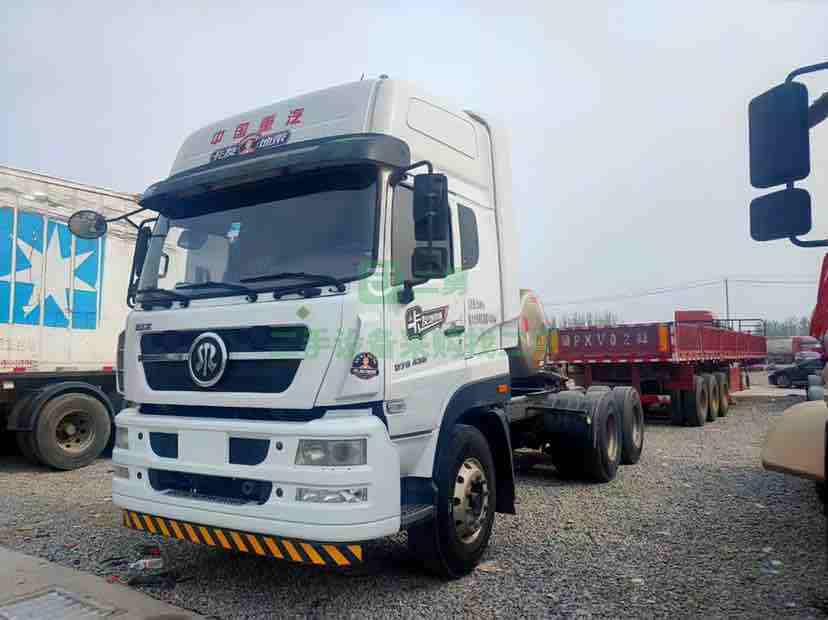 出售17年8月重氣天然氣牽引車，車況好