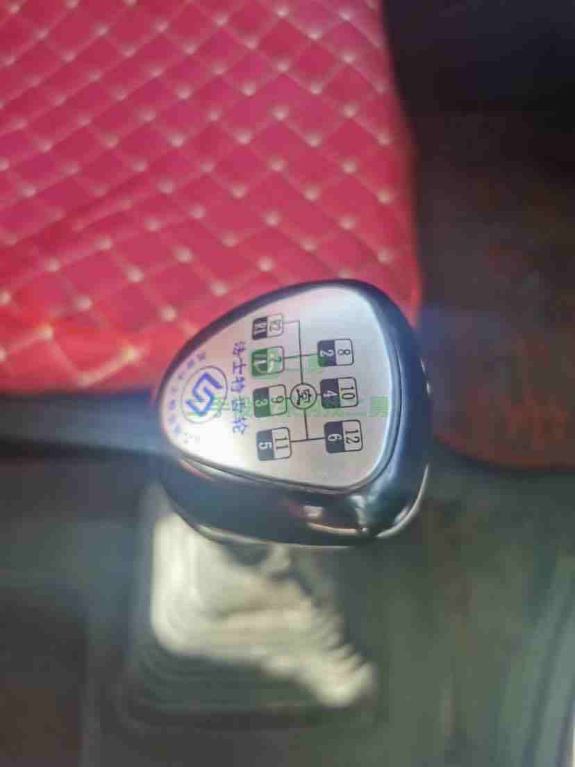 出售18年8月的歐曼EST牽引車，490馬力輕體雙驅全國可提檔支持分期付款
