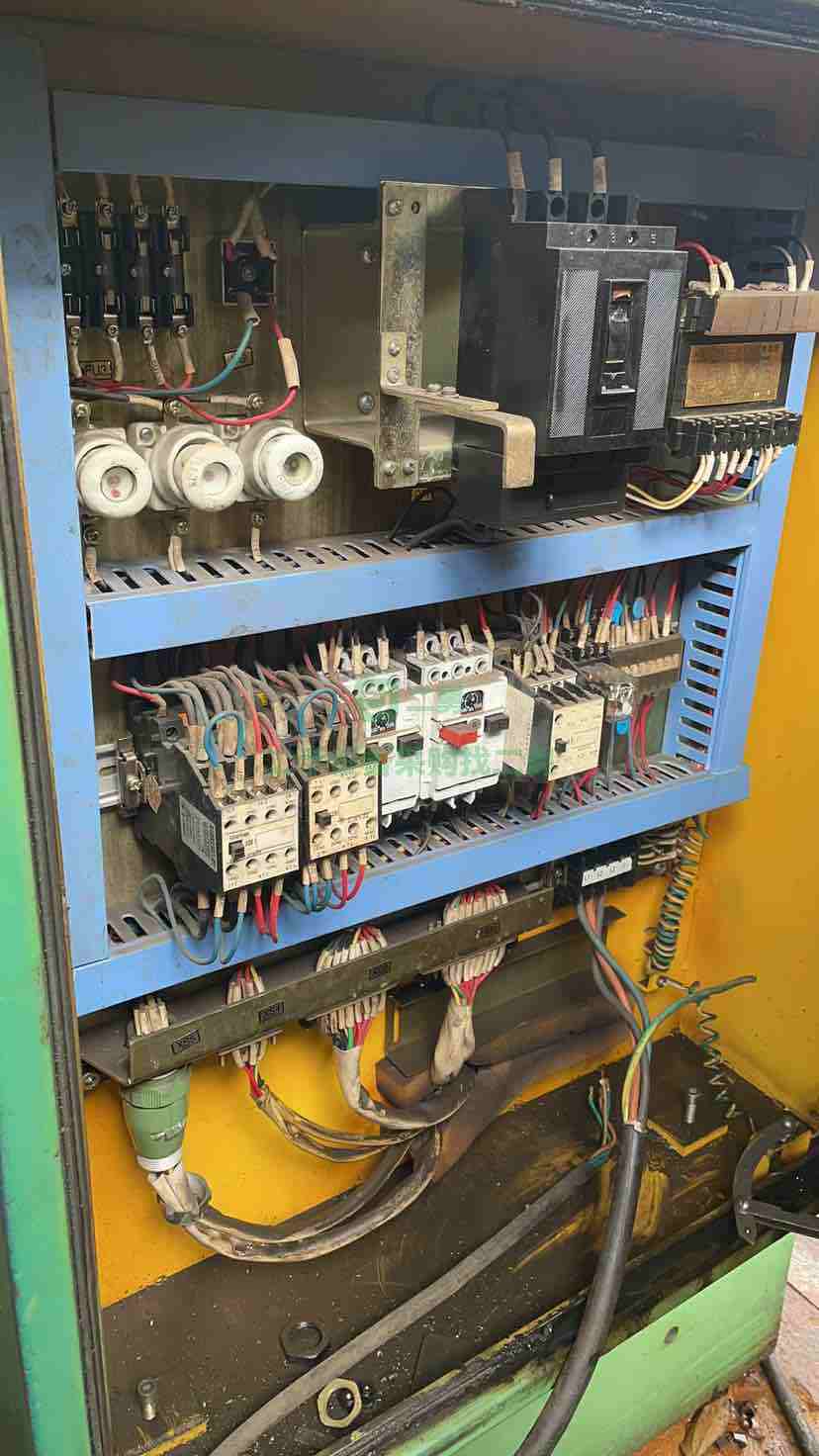 出售上海第二機床廠CA6150車床，大孔，兩米