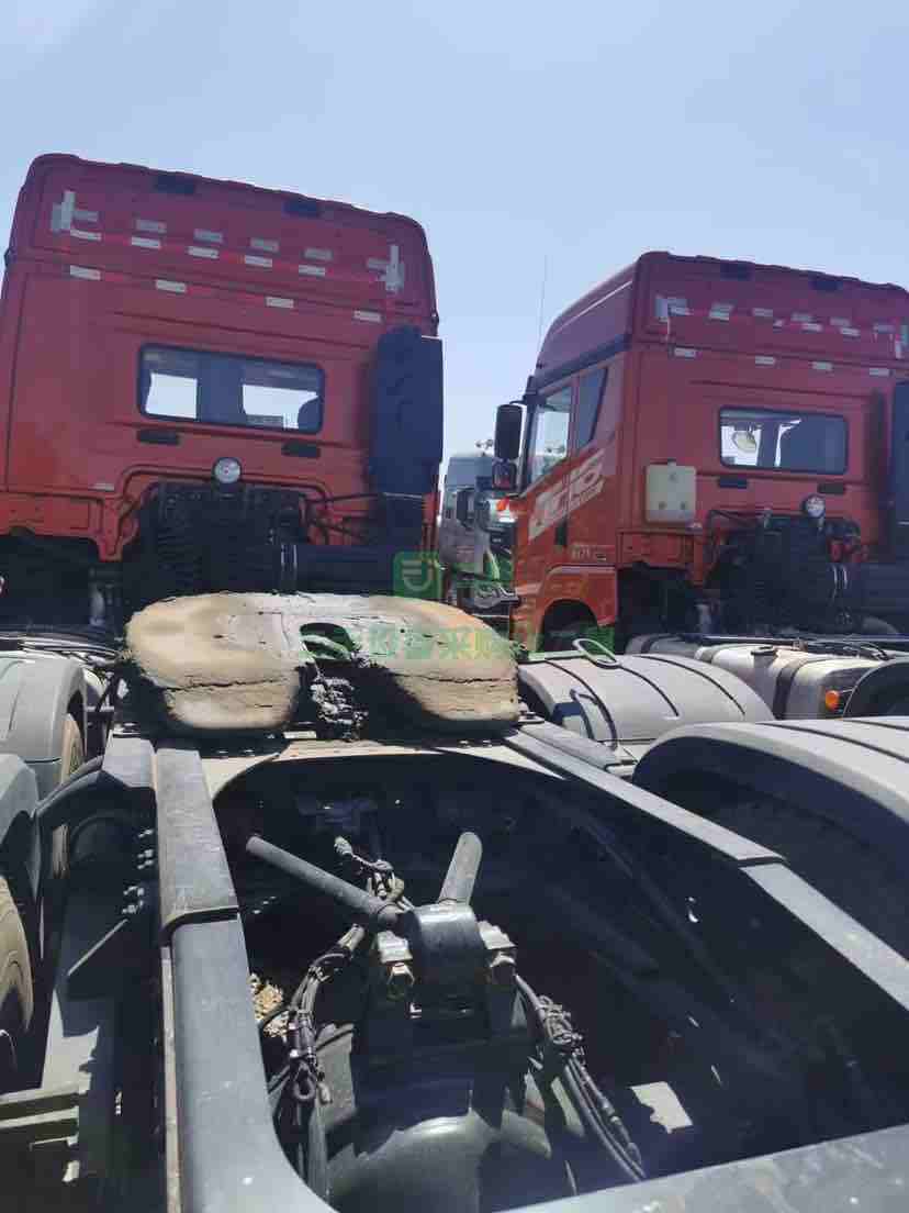 出售20年4月的解放JH6牽引車，濰柴430馬力國5輕體雙驅車況精品全國可提檔