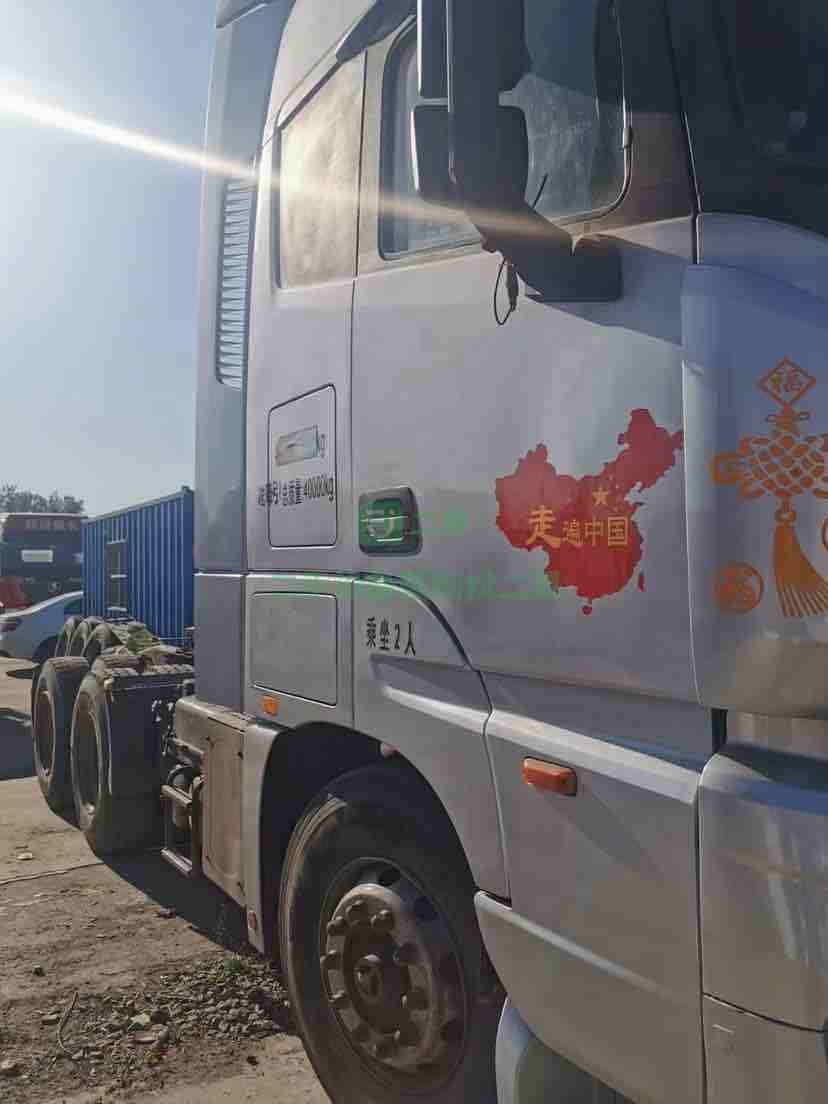 出售18年8月的歐曼EST牽引車，490馬力輕體雙驅全國可提檔支持分期付款