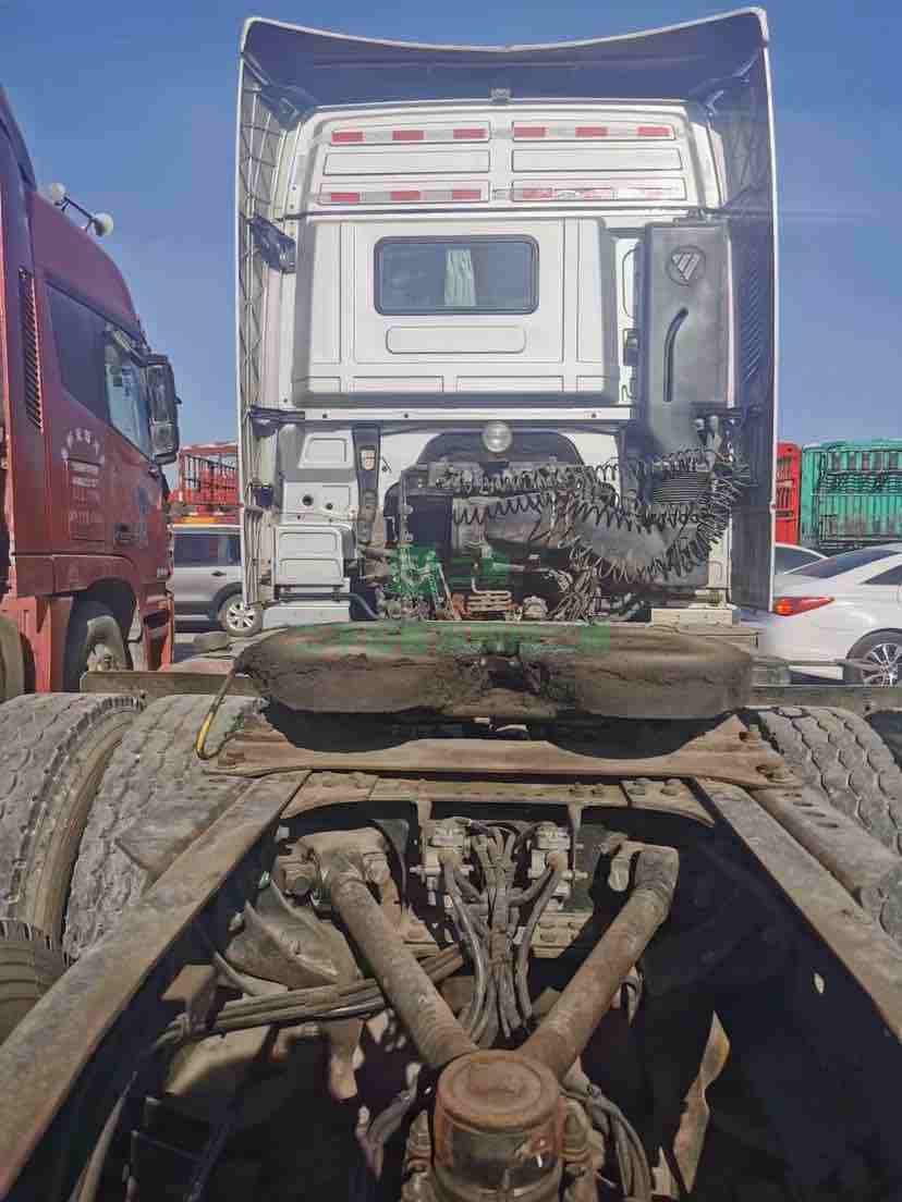 出售18年8月的歐曼EST牽引車，490馬力輕體雙驅全國可提檔支持分期付款