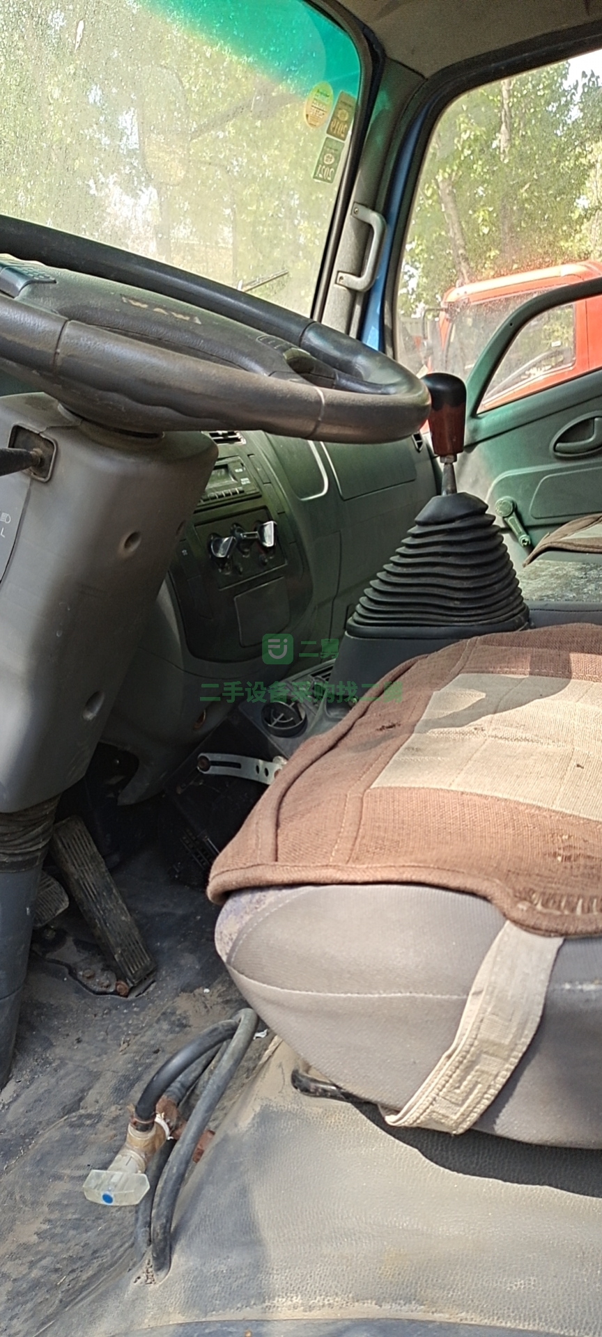 出售16年小黃牌 貨車普B個(gè)人戶 4m8的車廂