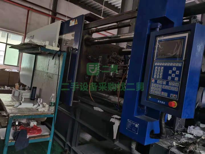 廣東出售二手九成新的海天320噸注塑機(jī)