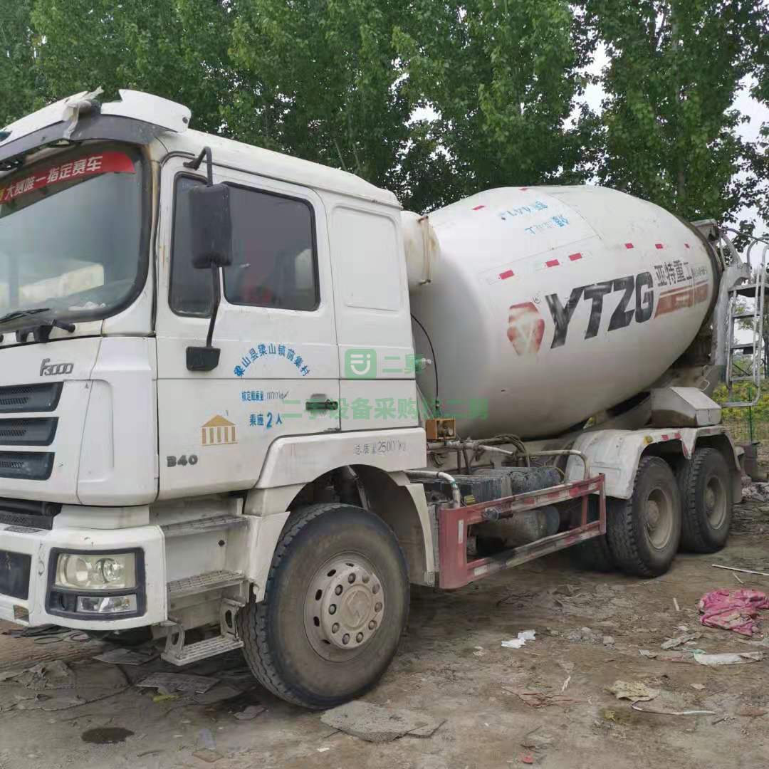 出售一臺13年德龍濰柴發動機攪拌車，大十二方，亞特上莊