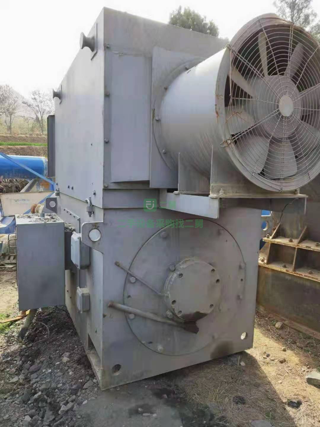 出售一臺鼎力2225重錘破碎機(jī)，配件齊全