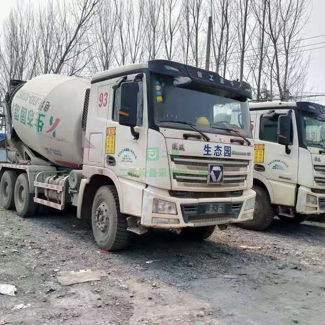 出售2018年國五大18方拉20方豪沃底盤中聯罐攪拌車29.6萬