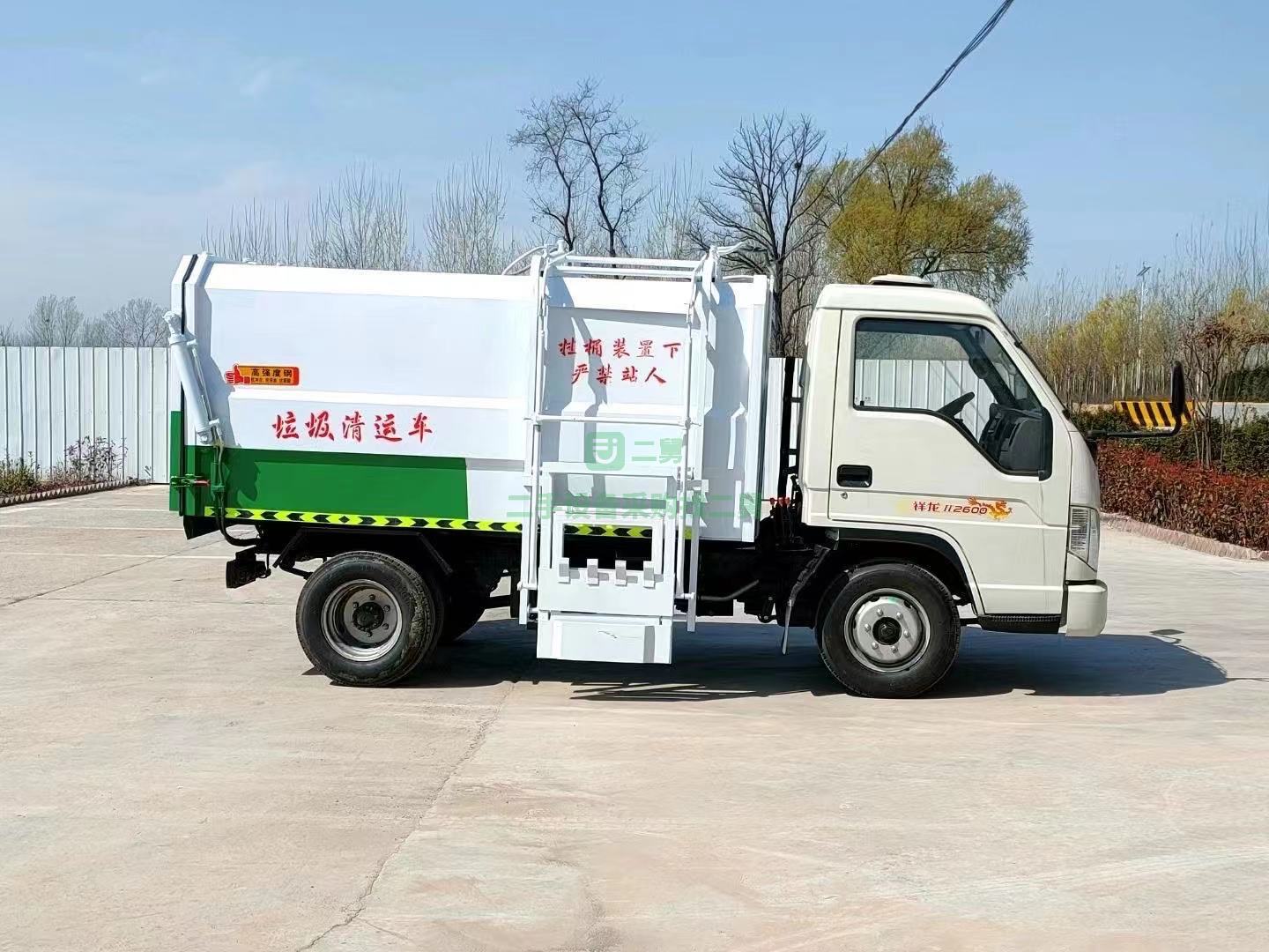 出售一臺20年掛桶式垃圾車   全柴發動機  發動機型號齊全可調換