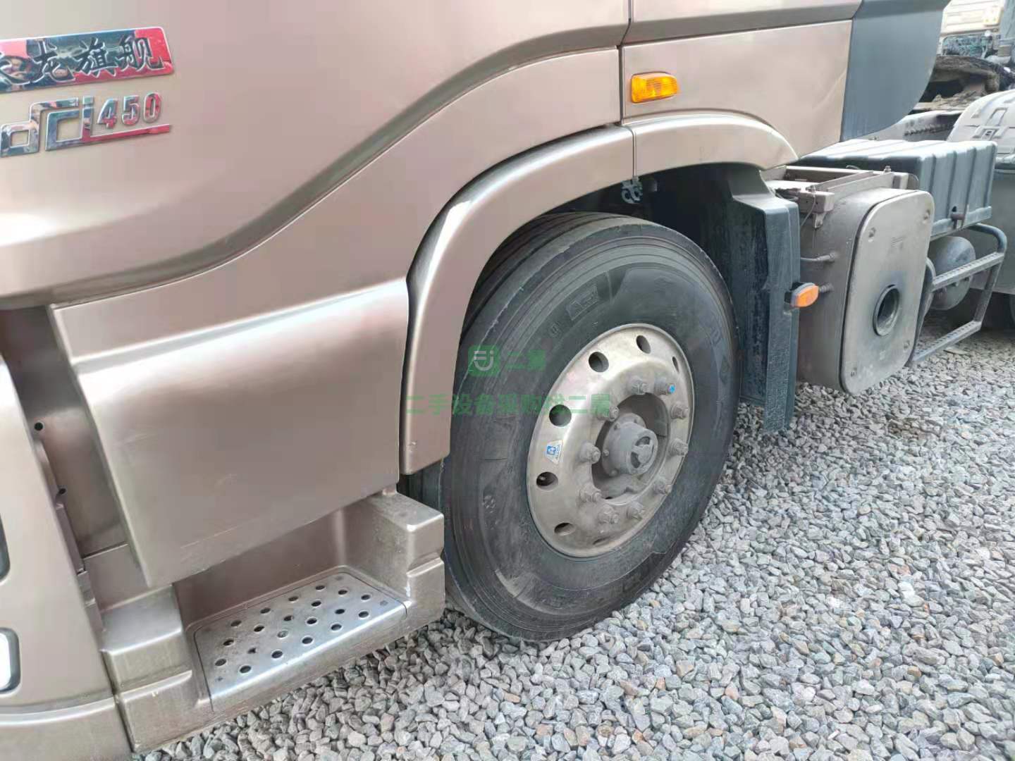 出售18年天龍旗艦450馬力牽引車，原車原版手續(xù)齊全可分期