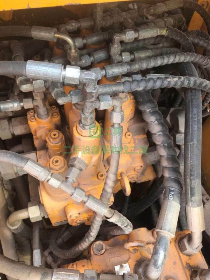 河北出售二手九成新的三一135－9挖掘機