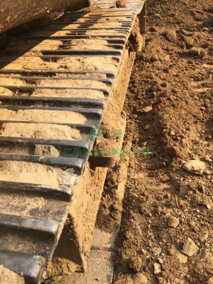 河北出售二手九成新的三一135－9挖掘機