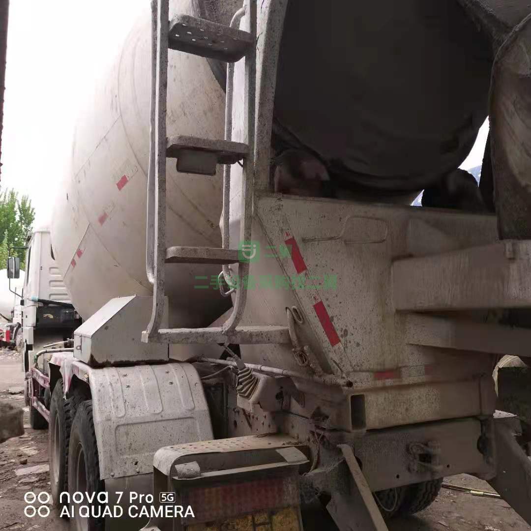 出售一臺13年德龍大12方攪拌車，濰柴發動機