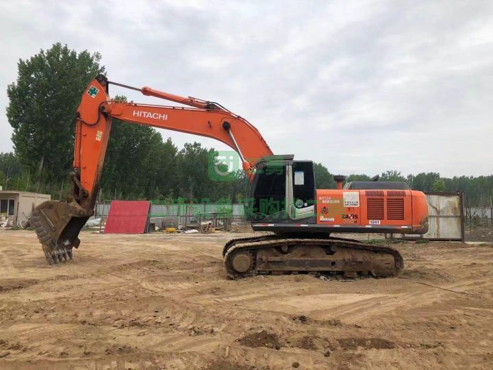 北京出售二手八成新的進(jìn)口日立350-3挖掘機(jī)