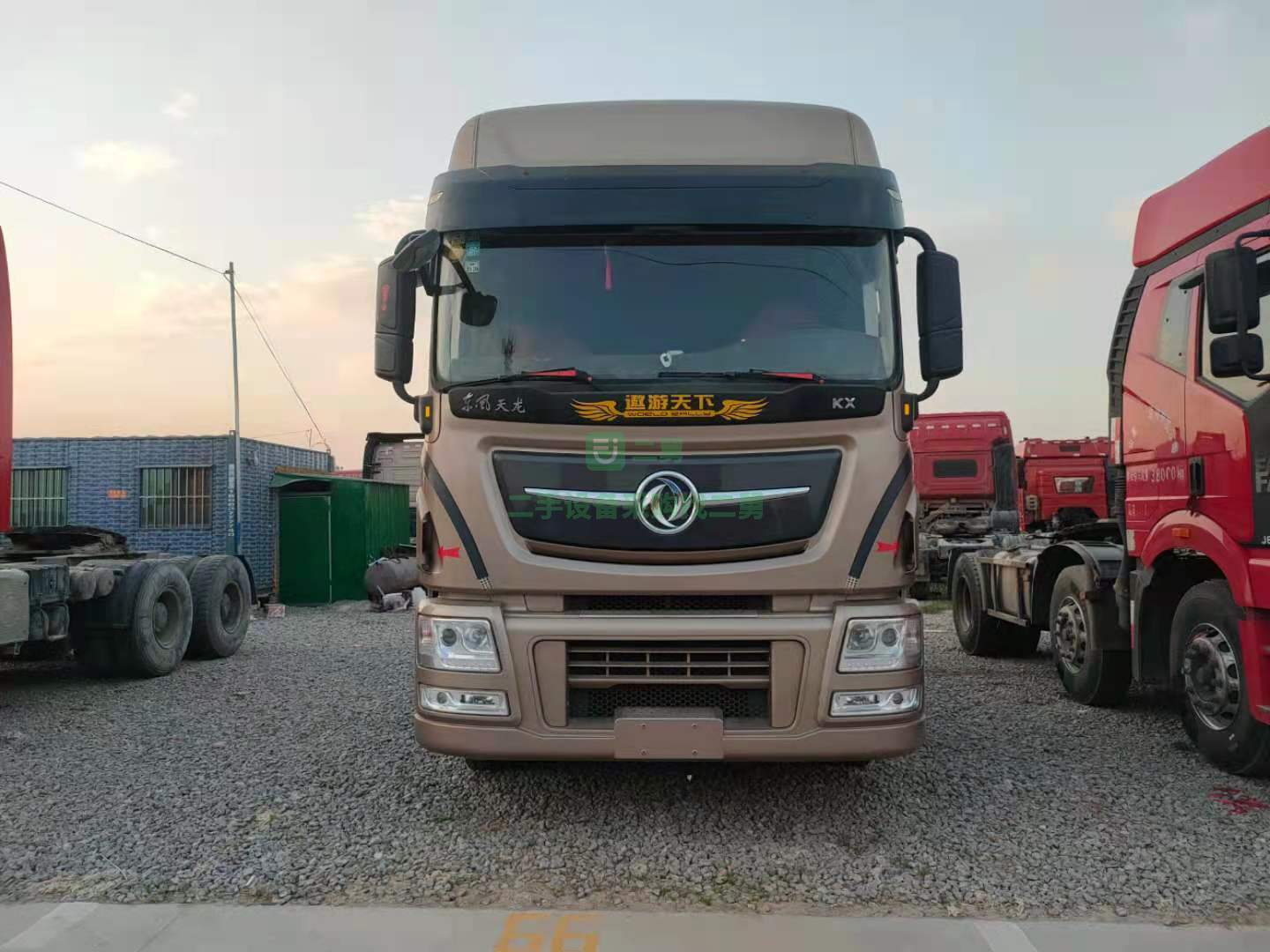 出售18年天龍旗艦450馬力牽引車，原車原版手續(xù)齊全可分期