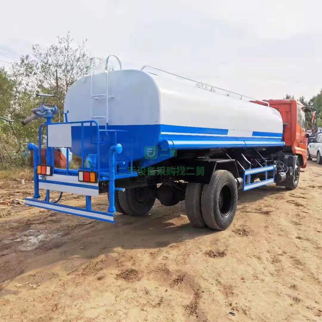 出售二手灑水車 3-20方都有  發(fā)動(dòng)機(jī)型號(hào)齊全可調(diào)換