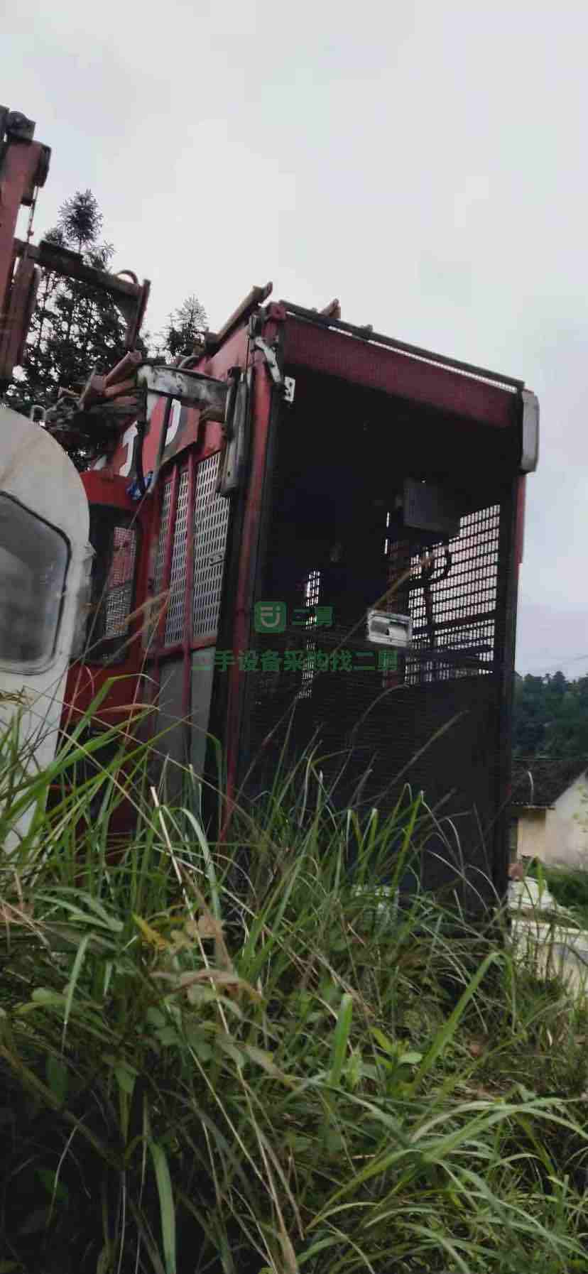 貴州出售二手的17年京龍電梯升降機百米一臺