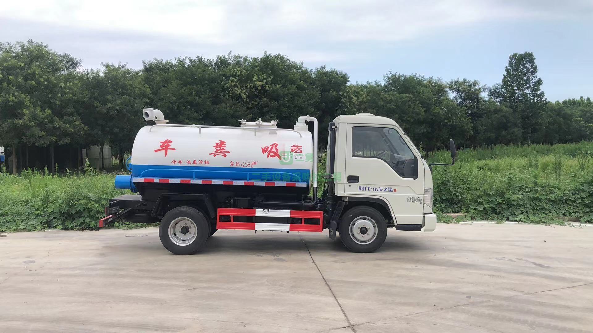 出售一臺精品福田吸糞車 全柴發動機 發動機型號齊全可調換 馬力十足