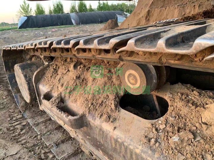 出售精品16年沃爾沃210B挖掘機、全部原車管路、地盤完美