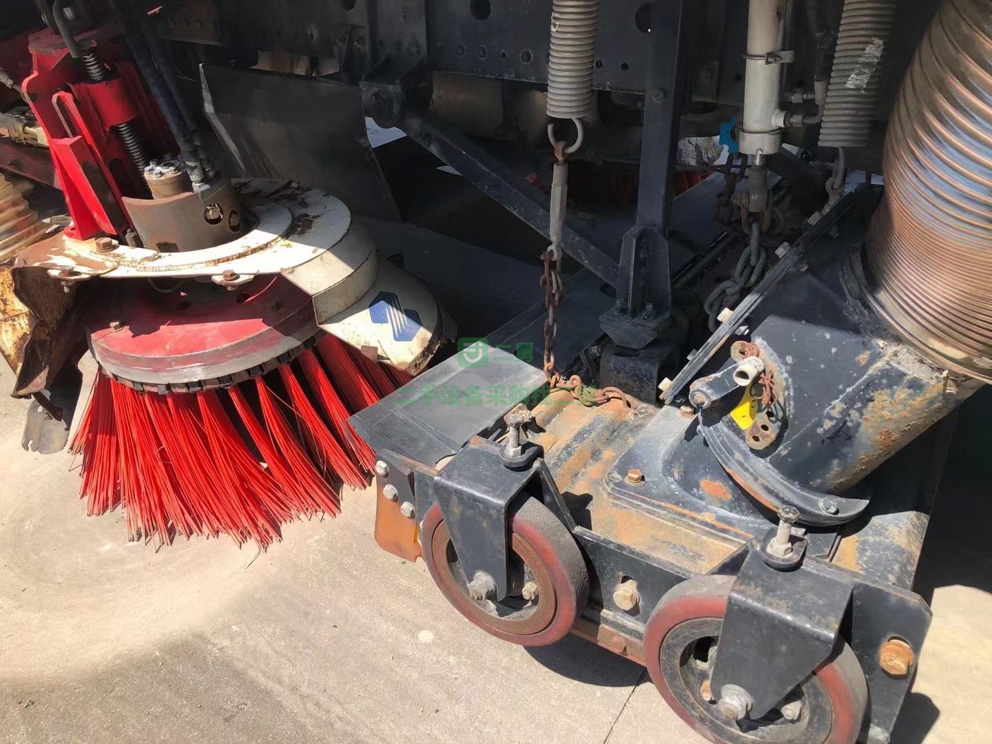 出售2015年天錦掃地車6缸柴油發動機（全手續）中聯重科品牌