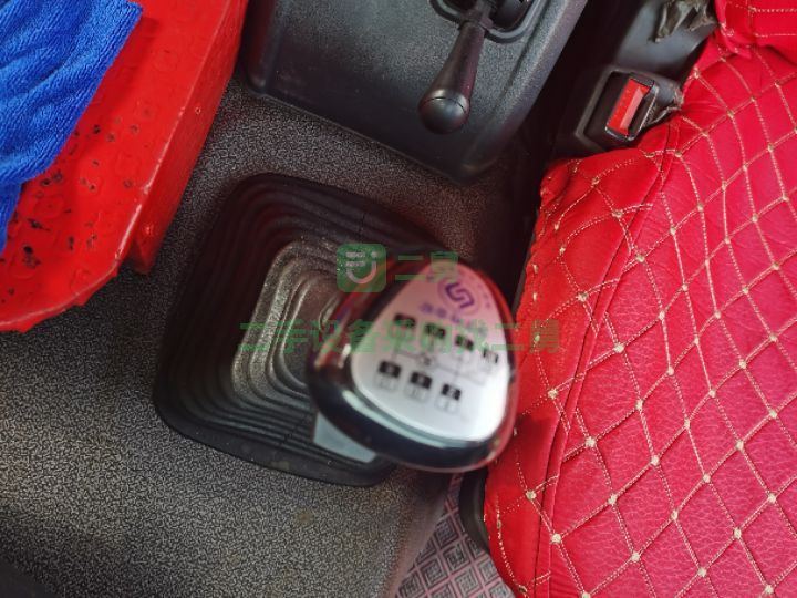 出售歐曼EST牽引車，460馬力，濰柴