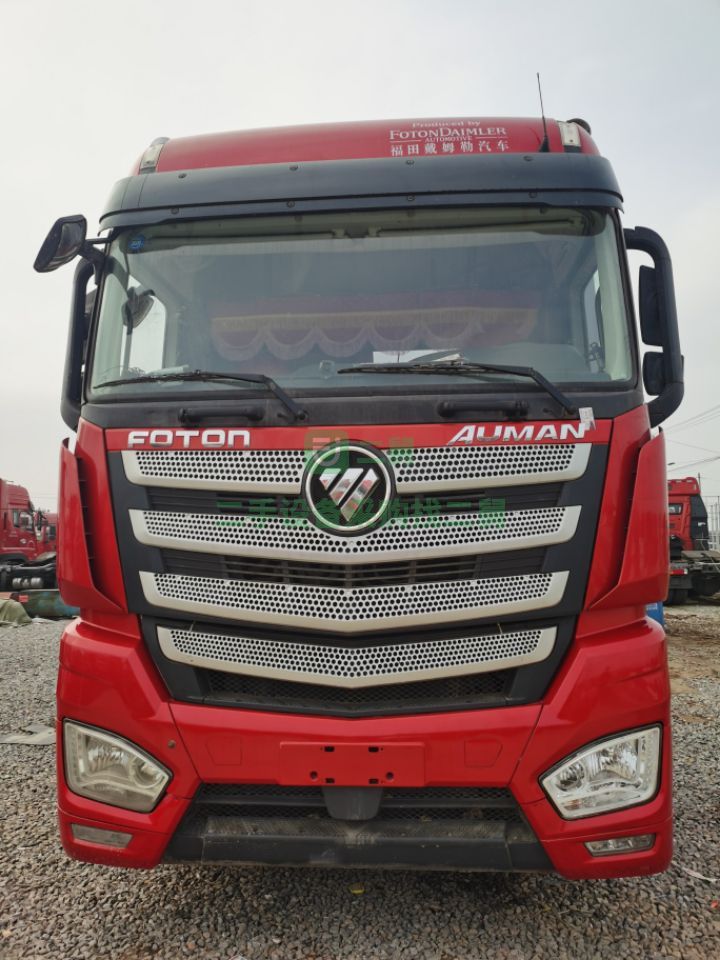 出售歐曼EST510馬力牽引車，四步臺階