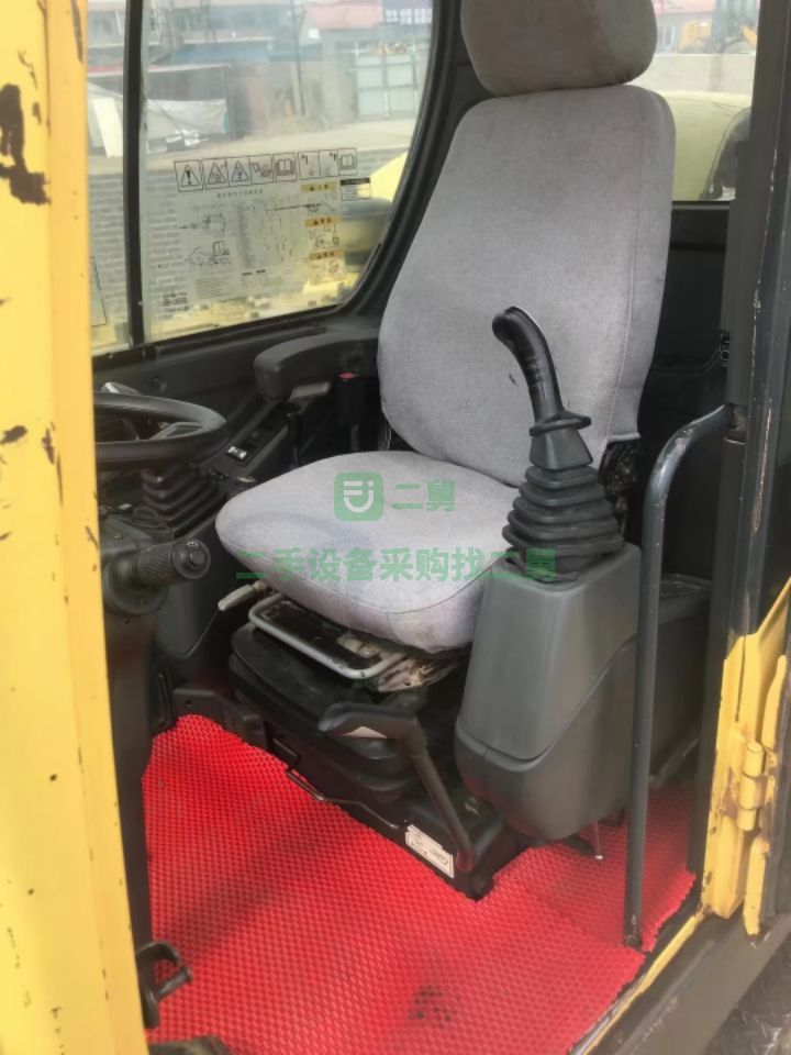 河北出售二手八成新的現(xiàn)代60－9輪挖掘機(jī)