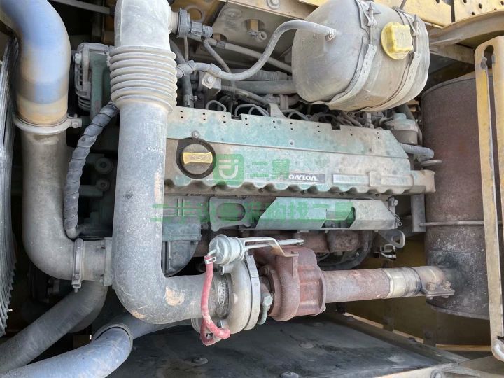 急售個人沃爾沃210挖掘機 土方車誠心轉讓