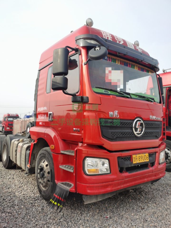 出售德龍新M3000牽引車一輛，375馬力