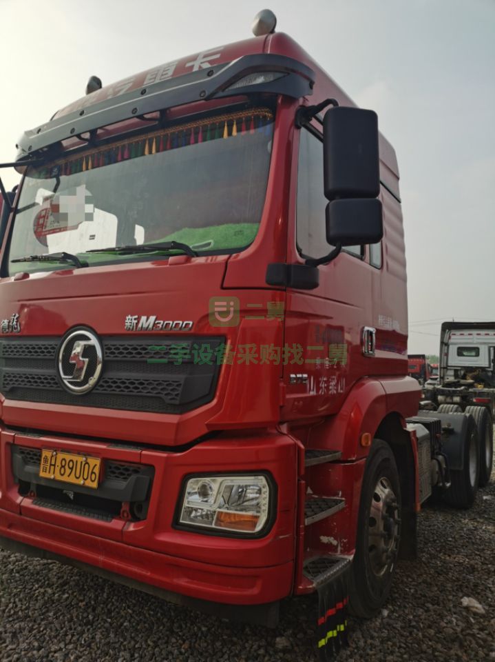 出售德龍新M3000牽引車一輛，375馬力