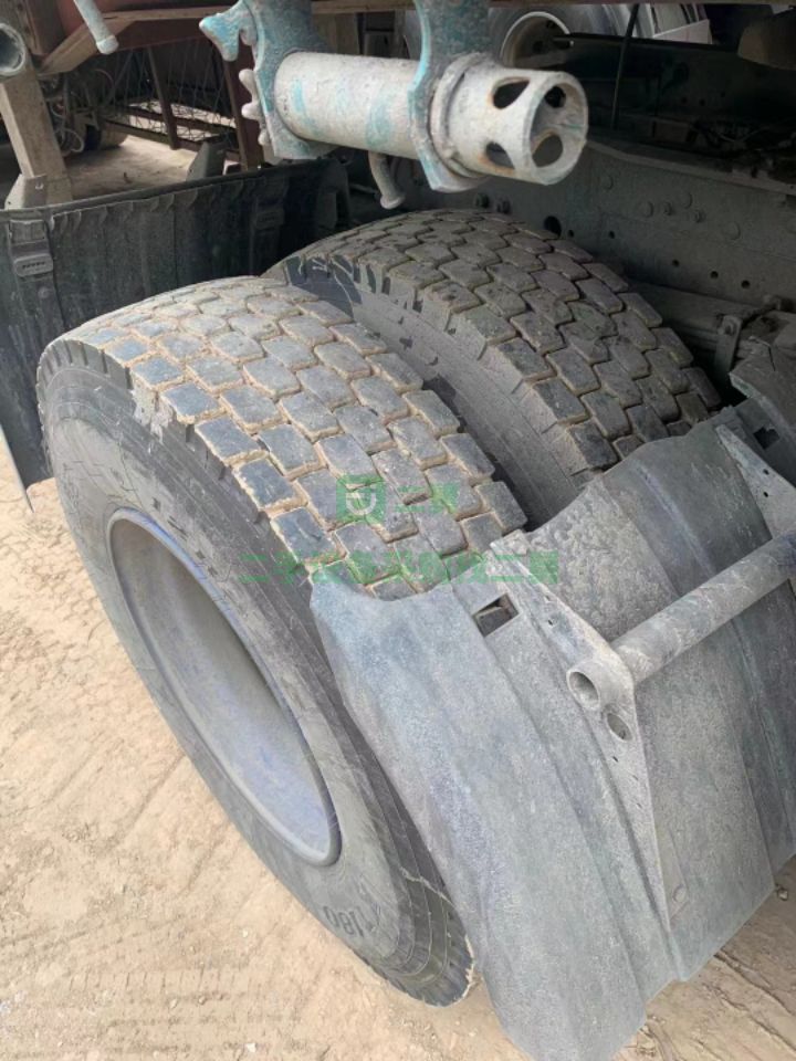 出售牽引車15年5月捍衛350，大精品