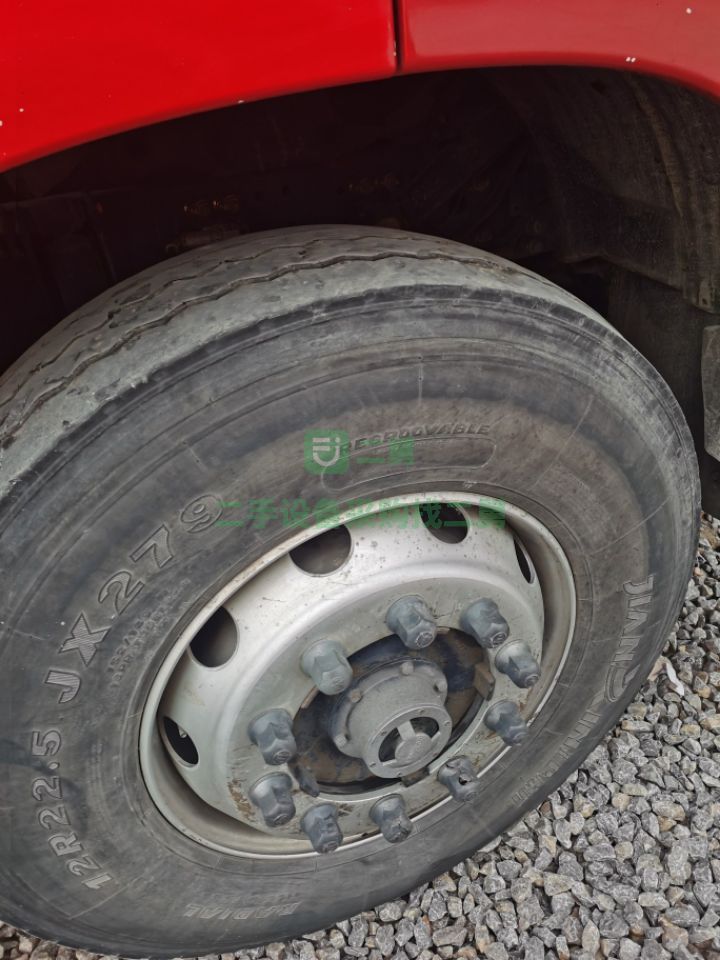 出售歐曼EST牽引車，460馬力，濰柴
