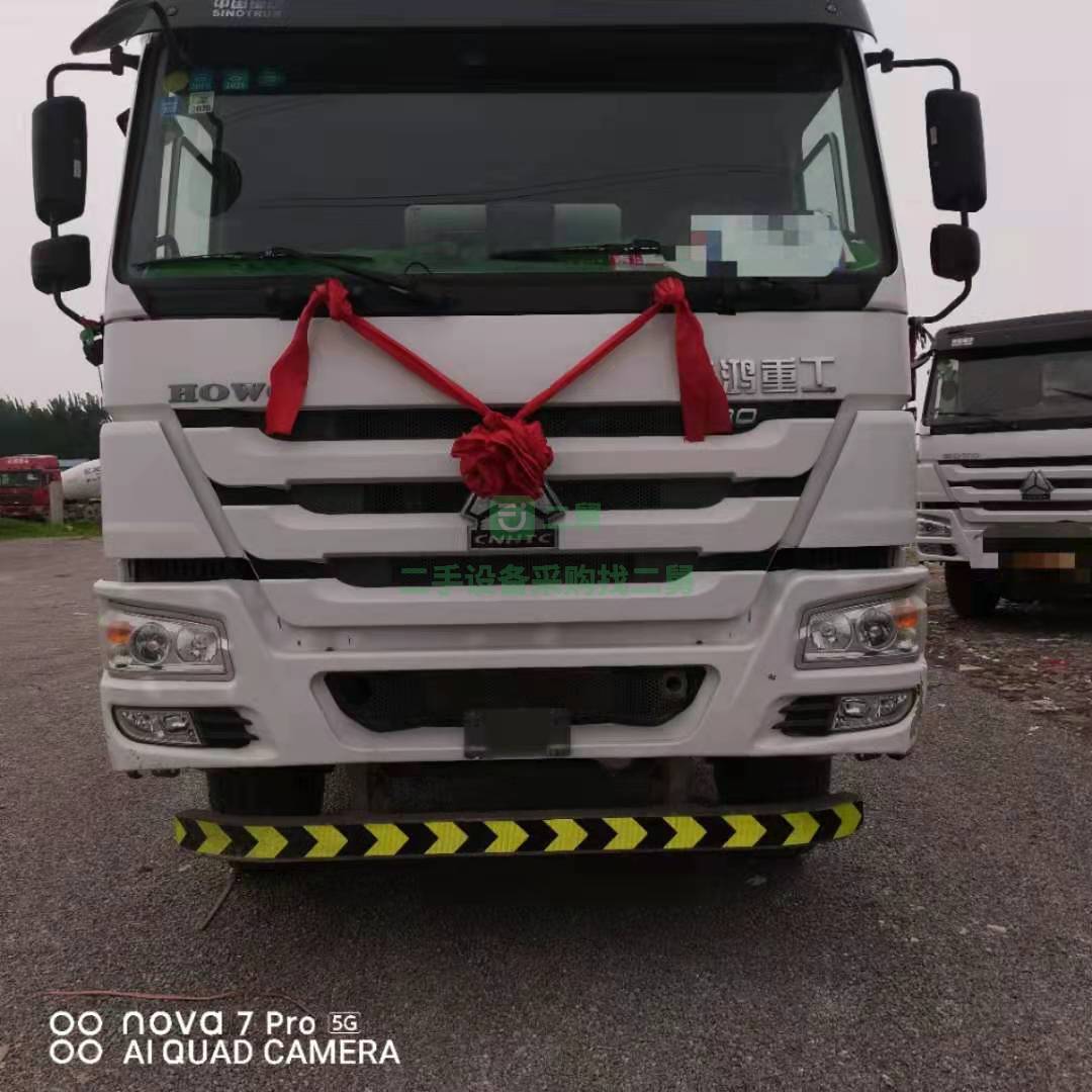 出售一臺18年國五豪沃大14方攪拌車，唐鴻上裝