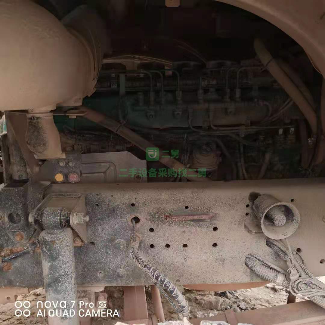 出售一臺19年豪沃大16方攪拌車，中聯上裝，進口減速機