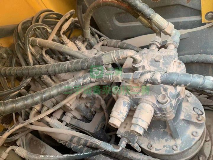 出售二手16年的徐工135挖掘機
