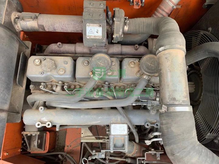 出售二手14年的斗山300-7挖掘機